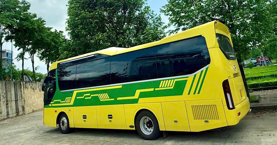 Thuê Xe 29 Chỗ Vụ Bản – Xe Đoàn Tiện Nghi, Phù Hợp Du Lịch Và Sự Kiện